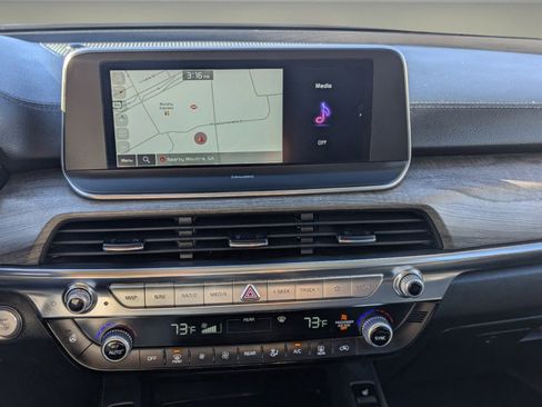 Used 2022 Kia Telluride EX w/ EX Premium Package image 21