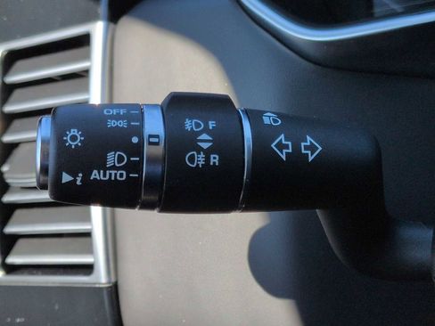 Used 2021 Land Rover Range Rover P525 Westminster Edition LWB image 29