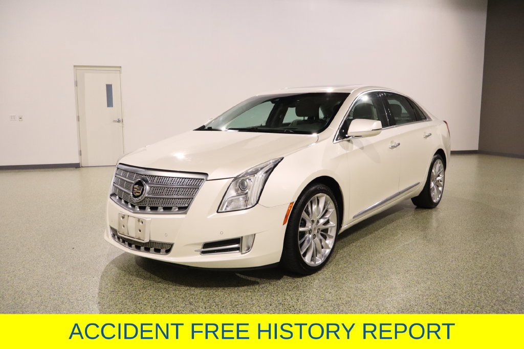 Used 2013 Cadillac XTS Platinum FWD image 4