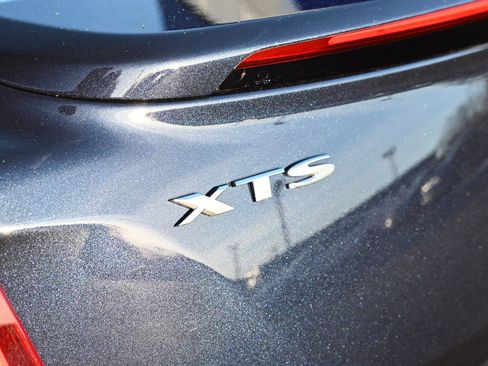 Used 2019 Cadillac XTS Luxury w/ Driver Awareness Package image 18