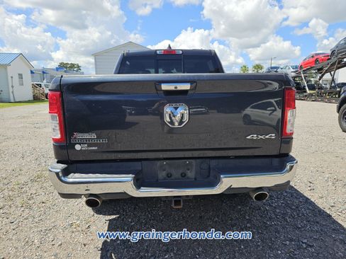 Used 2020 RAM 1500 Big Horn AWD/4WD image 8
