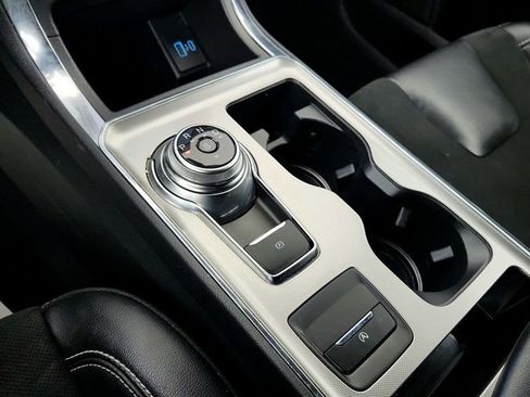 Used 2024 Ford Edge ST image 16