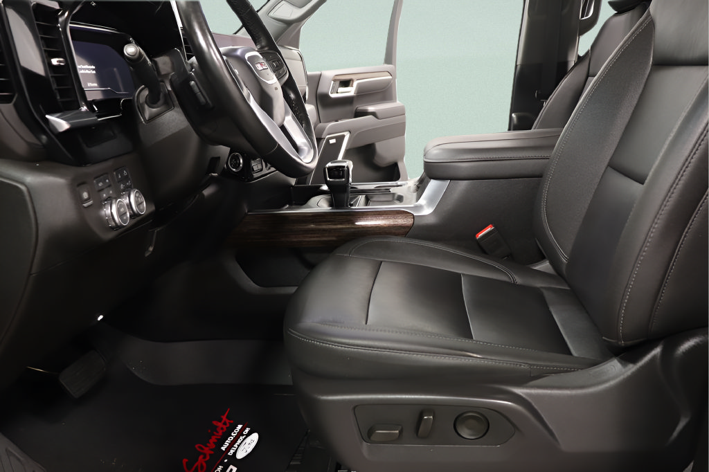 Used 2024 GMC Sierra 1500 Elevation w/ Elevation Premium Package AWD/4WD image 20