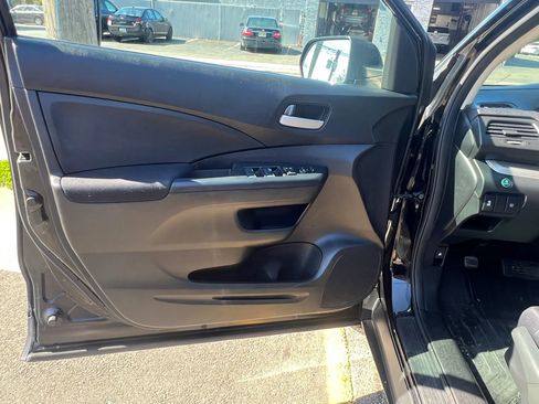 Used 2016 Honda CR-V SE image 12