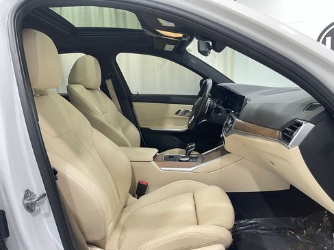 Used 2019 BMW 330i xDrive Sedan w/ Convenience Package image 32