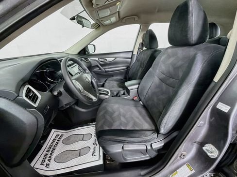 Used 2016 Nissan Rogue S FWD image 19