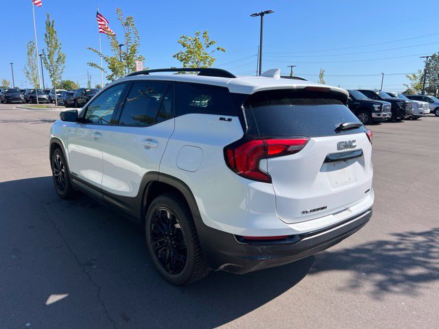 Used 2020 GMC Terrain SLE w/ Driver Convenience Package AWD/4WD image 7