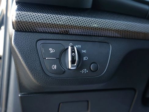 Used 2018 Audi SQ5 Premium Plus image 16