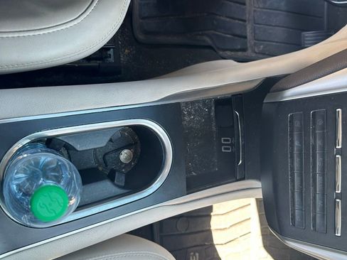 Used 2019 Lincoln MKC Reserve AWD/4WD image 11