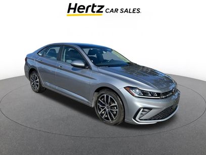 Used 2025 Volkswagen Jetta SE