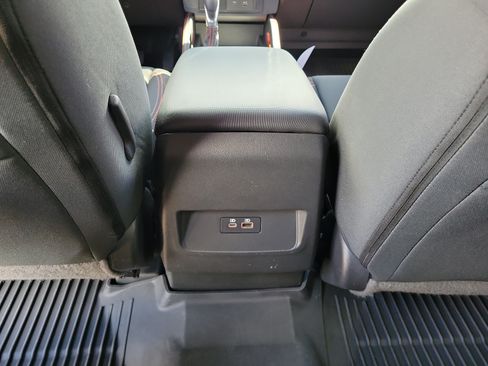 Used 2022 Nissan Frontier PRO-4X w/ Off-Road Protection Package AWD/4WD image 11