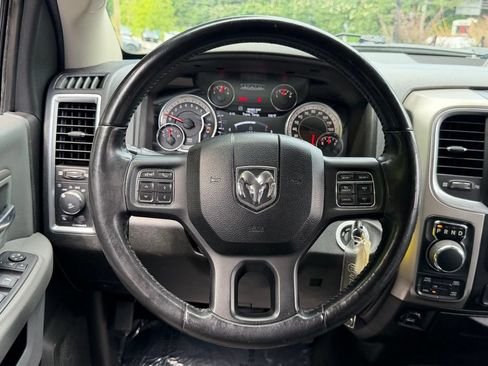 Used 2019 RAM 1500 Big Horn AWD/4WD image 43