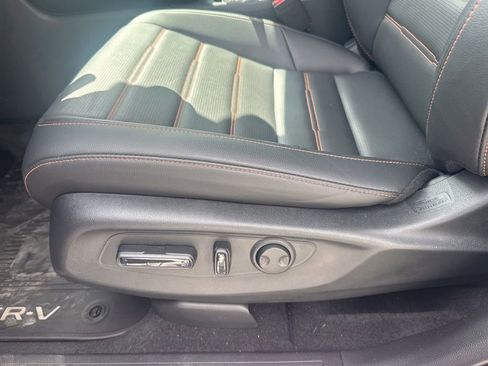 Used 2025 Honda CR-V Sport-L image 10