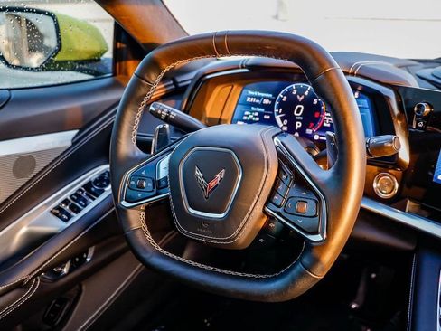 Used 2024 Chevrolet Corvette Stingray w/ Z51 Performance Package image 16