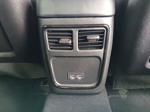 Used 2023 Dodge Charger SXT w/ Plus Group image 13