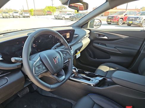 New 2026 Buick Envista Sport Touring image 12