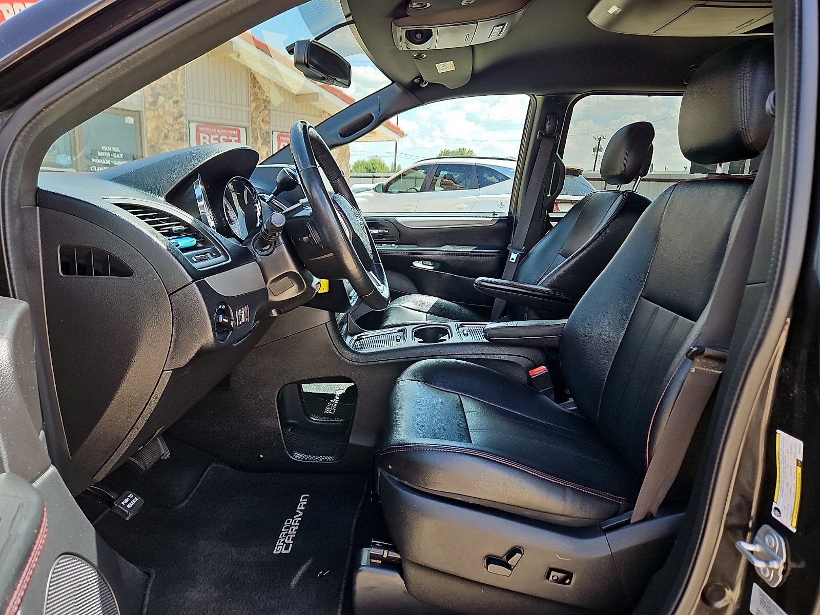 Used 2017 Dodge Grand Caravan GT FWD image 11