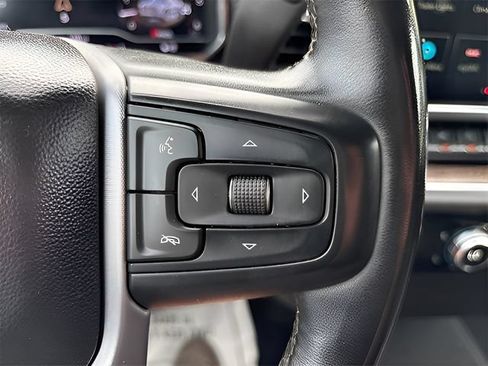 Used 2024 GMC Sierra 1500 Elevation AWD/4WD image 9