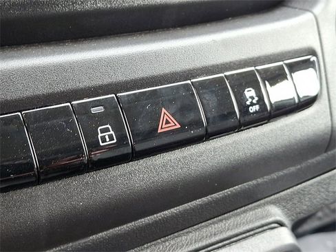 New 2025 RAM ProMaster 2500 w/ Convenience Group image 21