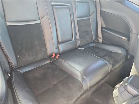 Used 2014 Dodge Challenger R/T image 18