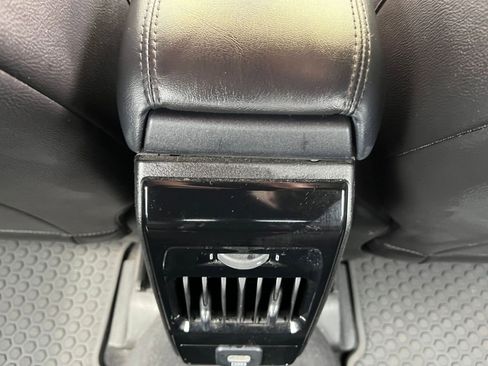 Used 2025 Jeep Compass Trailhawk image 23