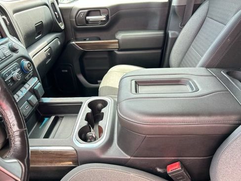 Used 2019 Chevrolet Silverado 1500 LT Trail Boss AWD/4WD image 29