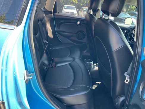 Used 2015 MINI Cooper 4-Door Hardtop FWD image 16
