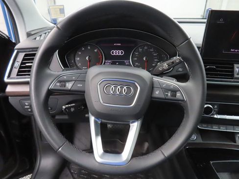 Used 2023 Audi Q5 2.0T Premium w/ Convenience Package image 39