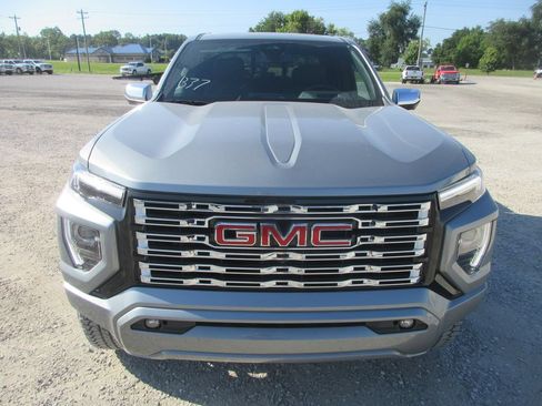 New 2026 GMC Canyon Denali AWD/4WD image 11