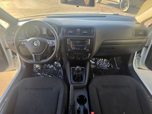 Used 2016 Volkswagen Jetta S FWD image 25