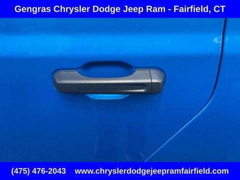 Certified 2025 Jeep Gladiator Sport AWD/4WD image 30