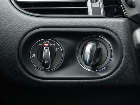 New 2026 Porsche Macan S image 17