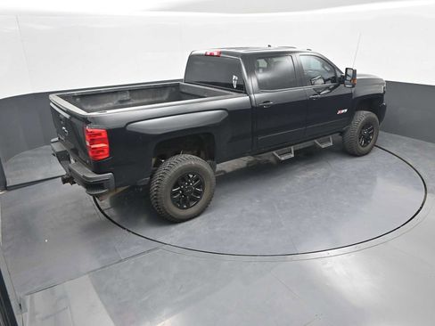 Used 2016 Chevrolet Silverado 2500 LT w/ Midnight Edition AWD/4WD image 26