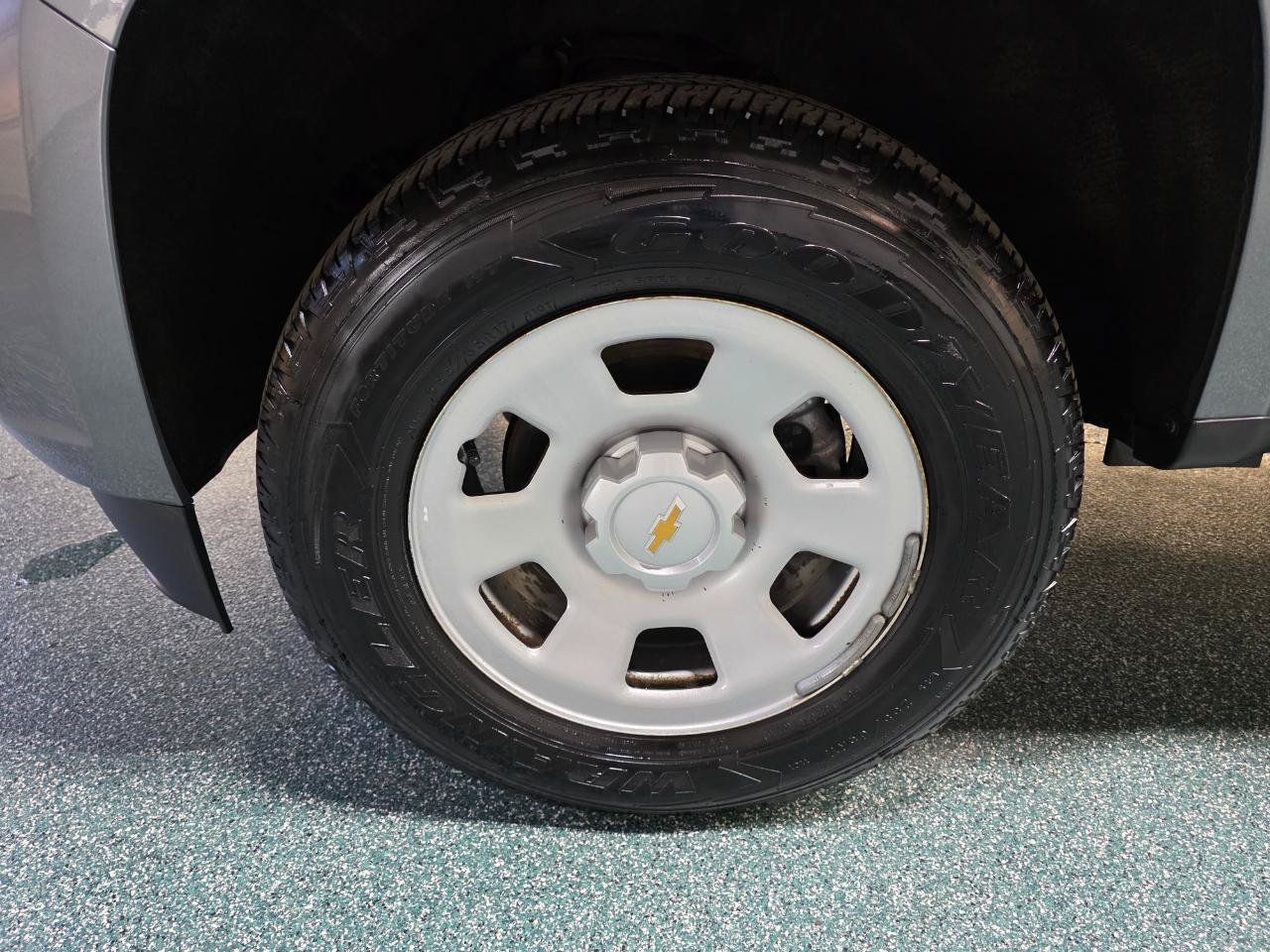 Used 2021 Chevrolet Colorado W/T RWD image 12