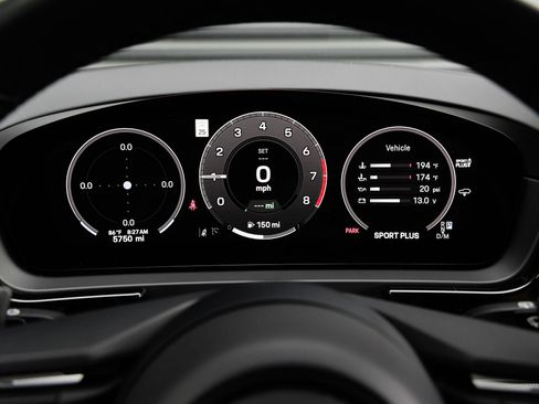 Certified 2025 Porsche Cayenne E-Hybrid AWD/4WD image 19