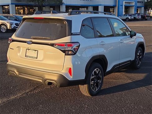New 2025 Subaru Forester Premium image 4