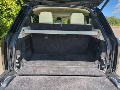 Used 2023 Land Rover Range Rover Long Wheelbase SE AWD/4WD image 16