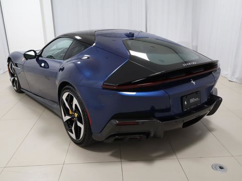 Used 2025 Ferrari 12Cilindri RWD image 15