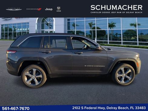 New 2026 Jeep Grand Cherokee Limited RWD image 8