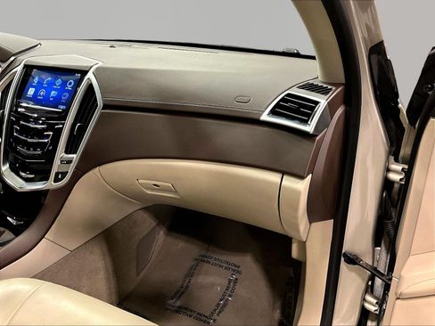 Used 2015 Cadillac SRX Luxury AWD/4WD image 26