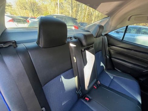 Used 2019 Toyota Corolla SE image 17