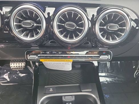 Certified 2025 Mercedes-Benz CLA 250 4MATIC image 33