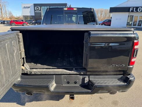 Used 2020 RAM 1500 Limited w/ Black Appearance Package image 17