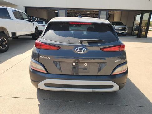 Used 2023 Hyundai Kona SE w/ Cargo Package AWD/4WD image 5