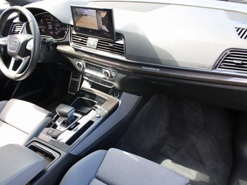 Used 2022 Audi SQ5 Premium Plus w/ Premium Plus Package image 30