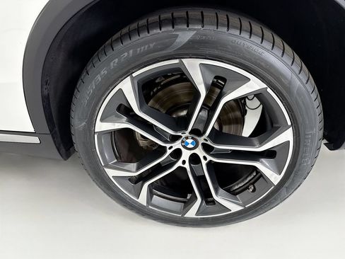 Used 2022 BMW X5 sDrive40i w/ Premium Package RWD image 30