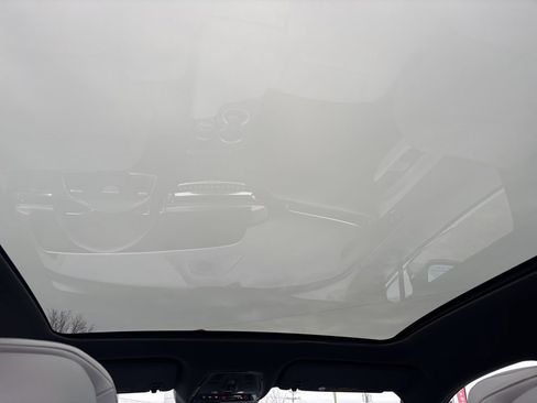 Used 2024 Cadillac Lyriq Luxury image 26