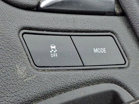 Used 2022 Cadillac XT5 Premium Luxury image 23