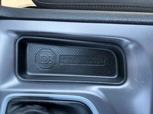 Used 2023 Dodge Charger SXT RWD image 31