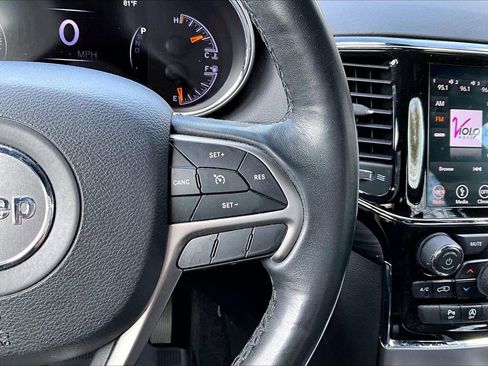 Used 2019 Jeep Grand Cherokee Altitude image 30